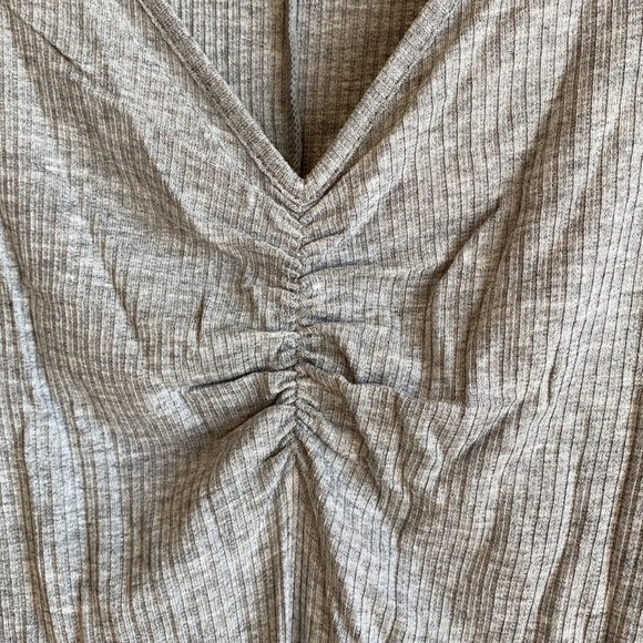 H&M ribbed t-shirt dress - Picture 3 of 3